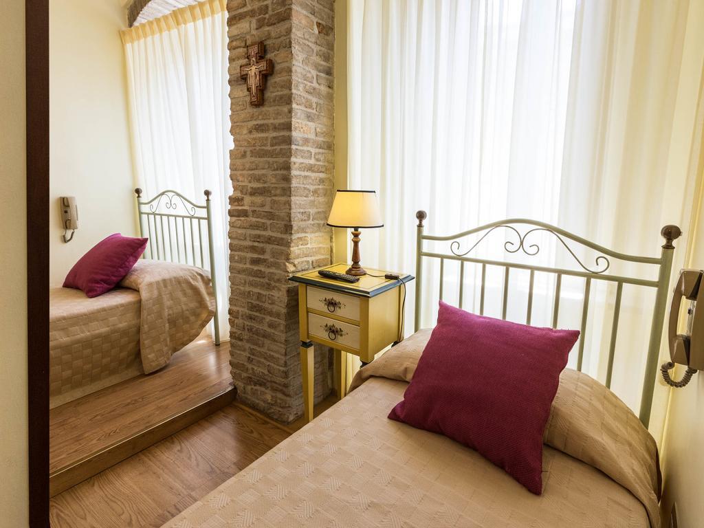 Hotel Lieto Soggiorno Assisi Eksteriør billede